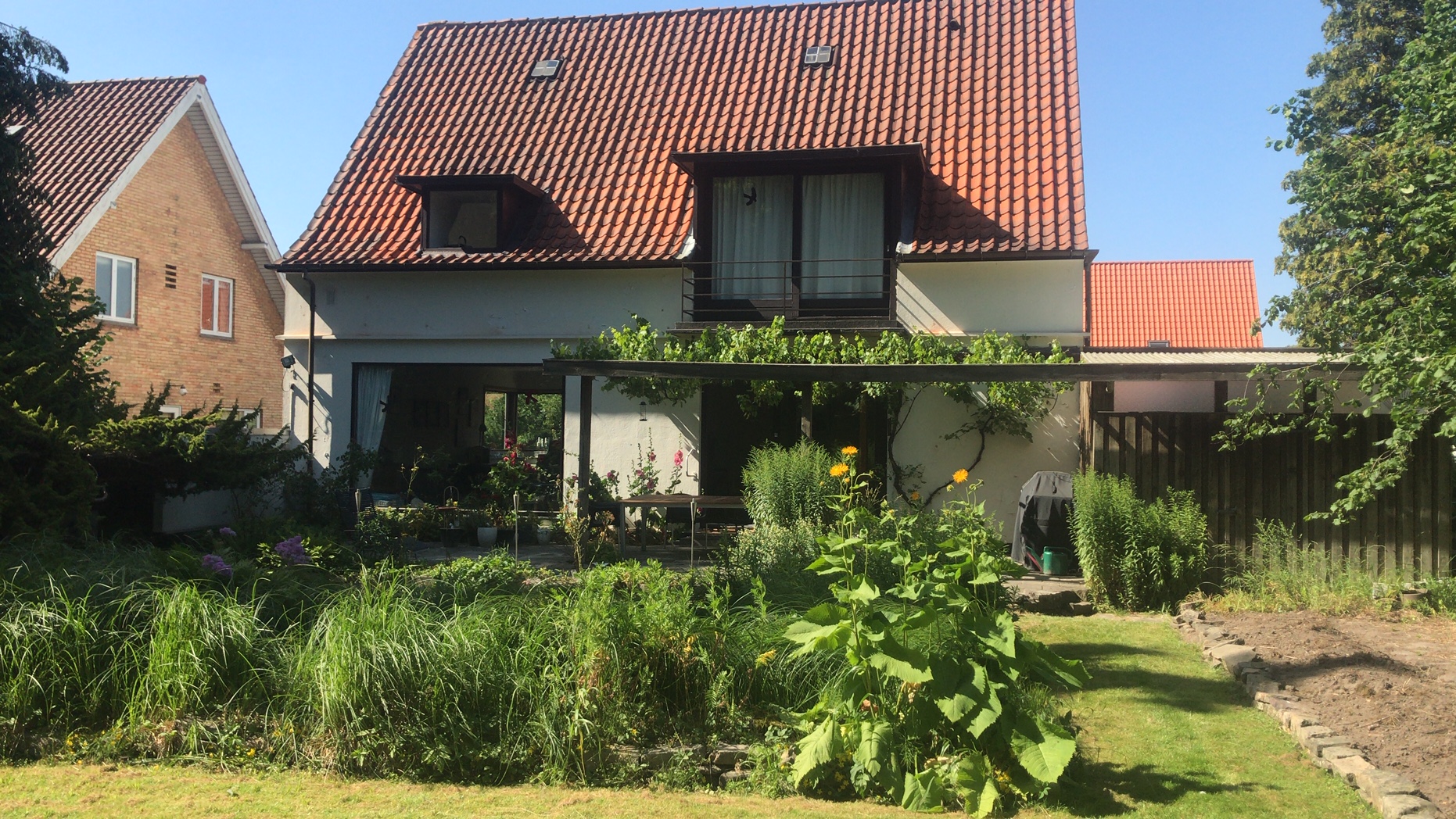 8F4AD9F3-6C70-4ADF-895C-8E47B4165D64